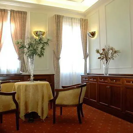 Hotel Zunica Ospitalita Dal 1880 4*